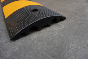 Reciclado nuevo barato camino <span class=keywords><strong>concreto</strong></span> plástico Interruptor <span class=keywords><strong>de</strong></span> <span class=keywords><strong>velocidad</strong></span> joroba <span class=keywords><strong>reductores</strong></span> <span class=keywords><strong>de</strong></span> <span class=keywords><strong>velocidad</strong></span> - Product Image 4