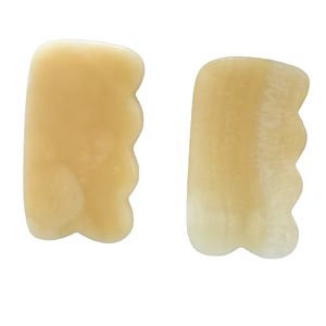 Outil de massage rectangulaire en jade jaune, pierre Gua Sha pour le visage - Product Image 2