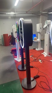 2024 Nieuwe Ovale <span class=keywords><strong>iPad</strong></span> Fotohokje Bruiloft Feest Draagbare Spiegel Verstelbare 360° Rotatie Afstandsbediening Vluchtkoffer RGB Verlichting - Product Image 6