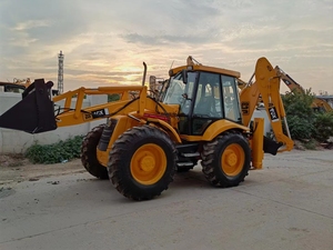 รถตักล้อยาง JCB 4CX มือสอง ผลิตในญี่ปุ่น สภาพดี เครื่องจักรสำหรับงานดิน เครื่องยนต์และปั๊มเดิม กำลังไฟ 100 กิโลวัตต์ ผ่านการทดสอบและตรวจสอบแล้ว - Product Image 5