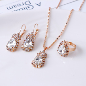 Lotes de Joyería de Cristal Chapada en <span class=keywords><strong>Oro</strong></span> de Moda a <span class=keywords><strong>Precio</strong></span> Bajo al por Mayor para Reventa, para Mujeres, Bodas, por Kilo - Product Image 6