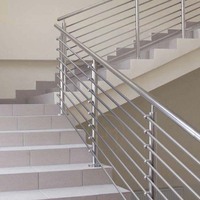 Escalier en métal moderne pour balcon d'hôpital, terrasse, garde-corps de piscine, balustrades, main courante en acier inoxydable, escalier en verre et aluminium