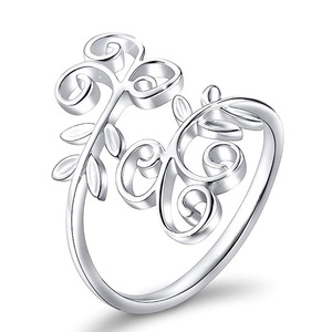 Anello Regolabile Elegante con Foglia di Vite, Design Floreale Minimalista, Gioiello da Donna alla Moda per Uso Quotidiano, Regalo Chic - Product Image 1