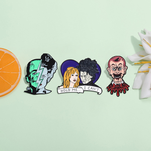 Épinglette en émail de personnage de film d'horreur d'Halloween, broche effrayante, badge de revers, bijoux, cadeau pour les amis, vente en gros - Product Image 2