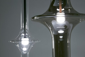 Lustre suspendu d'intérieur de forme allongée en gros, élégant luminaire suspendu en forme de lanterne, blanc chaud, économie d'énergie, fer et <span class=keywords><strong>verre</strong></span> pour la maison - Product Image 4