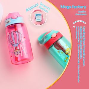 Gourde en plastique pour enfants avec paille, motif dessin animé, design estival haut de gamme, vente en gros et personnalisation - Product Image 2