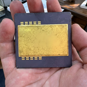 Chatarra de CPU de Cerámica a Granel, Procesador de Computadora Intel Pentium, Residuos Electrónicos para Recuperación Profesional de Materiales - Product Image 1