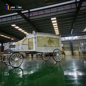 Carruaje de caballos de la princesa Cenicienta a la venta Carruajes turísticos de boda real Carruaje de caballos eléctrico de boda - Product Image 4