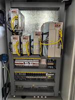 Mini-fraiseuse verticale chinoise à 4 axes de haute précision avec commande GSK, broche BT40 et changeur d'outils automatique