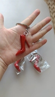 Porte-clés pendentif en métal personnalisé, design créatif, motif talons hauts multiples, style souvenir et mode, pour chaussures de femme, accessoire de sac