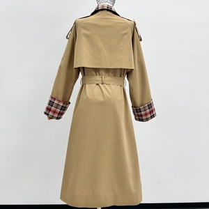 <span class=keywords><strong>Trench</strong></span> lungo da donna color kaki classico con motivo scozzese <span class=keywords><strong>rosso</strong></span>, doppiopetto e cintura, silhouette lunga - Product Image 3