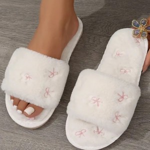 <span class=keywords><strong>Casa</strong></span> interna personalizzata da <span class=keywords><strong>donna</strong></span> Flat antiscivolo caldo peluche per pantofole Open Toe pelliccia autunno autunno maglia Design elegante ricamo - Product Image 1