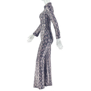 Conjunto de Dos Piezas para Mujer Viviblook Z0120ST01, Top Cárdigan con Cierre y Cuello de Malla con Estampado de Serpiente, Pantalones Acampanados - Product Image 5