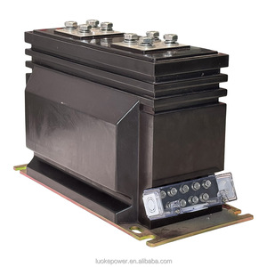 Transformador de Corrente Tipo Seco Interno 12kV, Relação 2000/5/5A, 0.5/10p10, 10/15va - Product Image 1