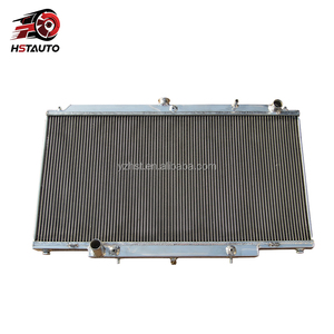 Plaque de refroidissement universelle Radiateur entièrement en aluminium pour Nissan Patrol/Safari Y61 1997-2009 4x4 OFF ROAD - Product Image 1