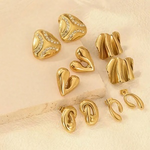 Pendientes Colgantes de Acero Inoxidable para Mujer, Diseño Delicado, Personalizados, Resistentes al Agua, con Forma de Corazón, Clásicos, Antideslustre, Joyería de Moda al por Mayor - Product Image 2