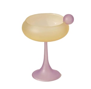 Vente en gros de verres personnalisés Mojito décoratif <span class=keywords><strong>grand</strong></span> <span class=keywords><strong>verre</strong></span> à Cocktail <span class=keywords><strong>Martini</strong></span> Unique - Product Image 3