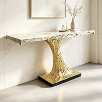 Table console moderne de luxe extensible en marbre et métal avec base en tronc d'arbre doré pour salle à manger et salon