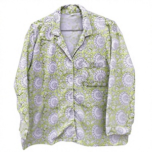 Chemise de nuit en coton imprimé floral vert clair avec col boutonné et détail de poche, douce, confortable et respirante - Product Image 1