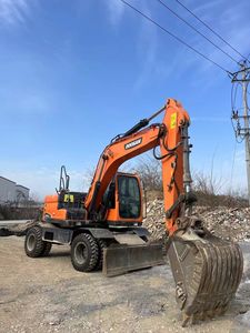 Excavadora Hidráulica Usada Doosan 150 DH150W-7 DX150W-9C de 15 Toneladas del Año 2019 con Motor Doosan, Bomba y Engranajes Kawasaki - Product Image 3