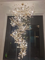 Lustre en verre et acier inoxydable personnalisé en forme de feuille, suspension moderne de luxe en forme de branche pour la décoration de hall d'hôtel