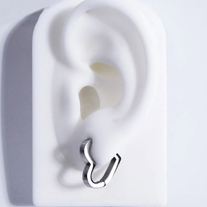 Pendientes geométricos de acero inoxidable Múltiples estilos Joyería piercing de personalidad unisex - Product Image 2