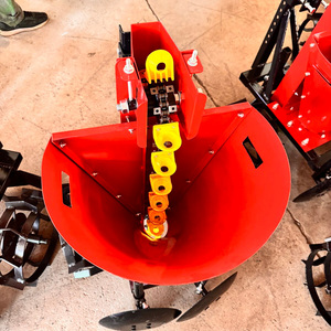Sembradora de Patatas Roja de 1 Hilera con Mecanismo de Engranajes para Mini Tractor y Tractor de Arrastre, Fácil de Operar - Product Image 2
