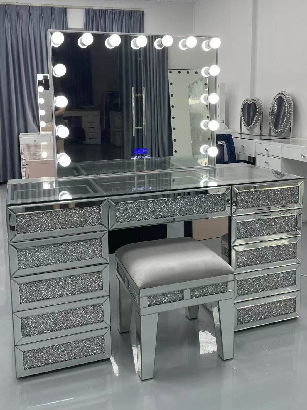 11 Drawer Diamond Dressing Table