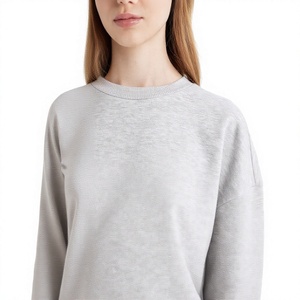 Sweat-shirt à capuche à manches longues coupe ample style streetwear pour femme, motif tie-dye sur le devant, prix de gros abordable, idéal pour l'hiver - Product Image 3