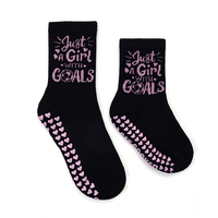 Chaussettes antidérapantes en silicone pour enfants, vente chaude, pour le sport décontracté, chaussettes de sport pour enfants, chaussettes antidérapantes en coton avec lettres personnalisées