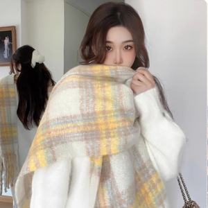 ผ้าคลุมไหล่ยาวลายสก็อตสำหรับผู้หญิง สไตล์มุสลิม ฤดูใบไม้ร่วง ฤดูหนาว แบบใหม่ สไตล์เกาหลี อเนกประสงค์ ผ้าแคชเมียร์ ดีไซน์หลากสี ให้ความอบอุ่น - Product Image 6