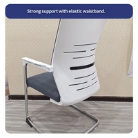 Chaise de bureau ergonomique en métal avec dossier simple, idéale pour les réunions et les longues sessions assises sans fatigue, parfaite pour les dortoirs et les bureaux - Vente en gros usine