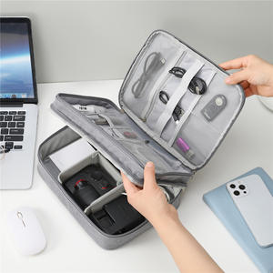 Bolsa de almacenamiento Digital de tres capas, organizador de viaje rectangular gris para cables, auriculares, banco de energía, disco duro, portátil a prueba de golpes - Product Image 1
