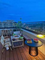 Sistem Railing Kaca Tanpa Bingkai Aluminium untuk Balkon, Tangga, Dek & Penggunaan Dalam/Luar Ruangan - Desain Modern Tahan Karat/Air