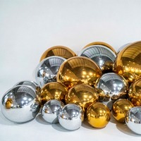 Grande sphère gonflable métallique brillante suspendue pour la décoration d'événements, de centres commerciaux et de mariages