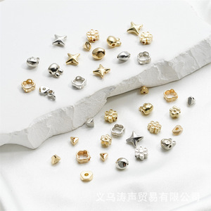 Perles acryliques de formes variées or et argent pour la fabrication de bracelets, accessoires de bijoux DIY, printemps 2024, origine Jinhua - Product Image 1
