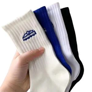 Chaussettes de sport décontractées Zhuji printemps-été en polyester pour <span class=keywords><strong>hommes</strong></span> et femmes, mi-mollet, anti-frottement, absorbantes, vente en gros - Product Image 5