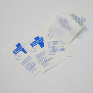 Apósito desechable de emergencia antiadherente de 7.5*10cm para desinfección de heridas, autoadhesivo, de tela no tejida, accesorio para botiquín de primeros auxilios - Product Image 2