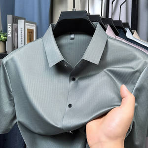 Camicia da Uomo in Seta di Gelso a Maniche Corte con Bavero Nuovo Stile Estivo da Uomo di Mezza Età Tinta Unita di Fascia Alta Senza <span class=keywords><strong>Stiro</strong></span> - Product Image 1
