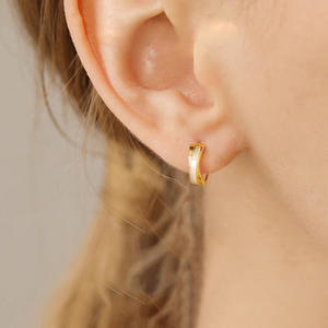 Pendientes de Aro Chapados en Oro Sobin del Reino Unido con Incrustaciones de Concha, Diseño Minimalista para Mujer, Uso Diario, Estilo Geométrico - Product Image 5