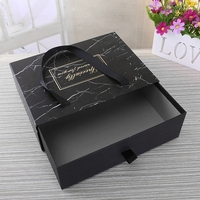 Kotak Hadiah Karton Mewah untuk Natal dan Hari Valentine dengan Pegangan Pita, Kotak Kertas Kaku Kustom untuk Kemasan