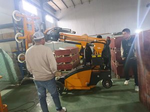 <span class=keywords><strong>Robot</strong></span> Elettrico per Carico Vetro con PLC e Sollevatore Rotante a Motore con Monitoraggio Remoto - Product Image 3