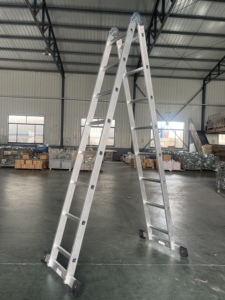 <span class=keywords><strong>Escalera</strong></span> de <span class=keywords><strong>dos</strong></span> secciones ajustable, tipo A y recta, de aluminio, multiusos, con diseño de bisagra - Product Image 5