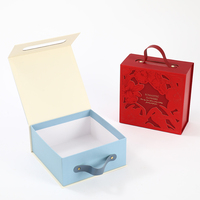 Scatola Regalo Quadrata Riciclabile per Matrimoni con Manico, Lussuosa Scatola in Cartone per Profumi, Caramelle e Candele con Chiusura Magnetica e Nastro