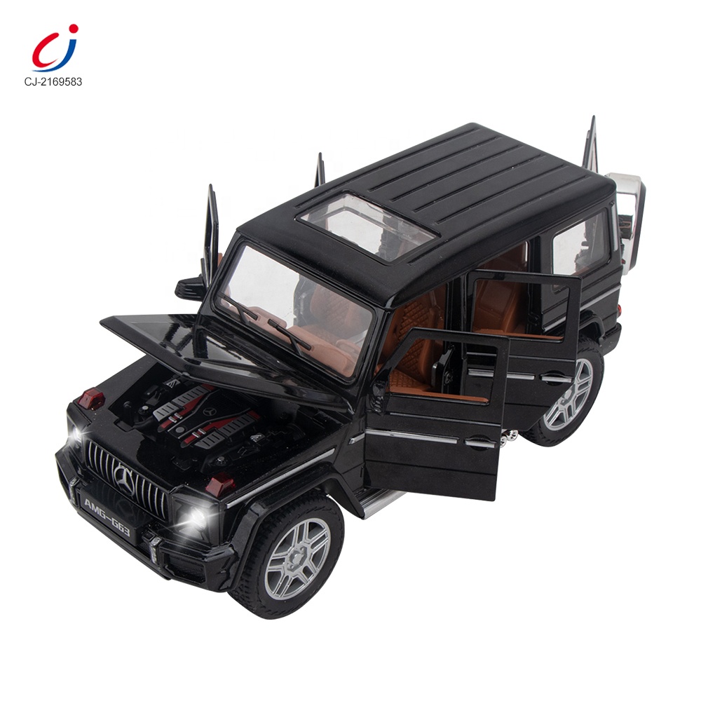 High quality 1:24 diecast toy vehicles die cast alloy car model open door metal car with sound