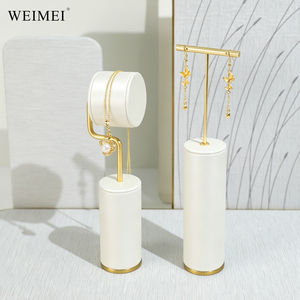 WEIMEI Présentoirs à bijoux en velours microfibre haut de gamme faits à la main, ensemble de présentoirs à bijoux en velours de luxe personnalisés pour magasin - Product Image 5