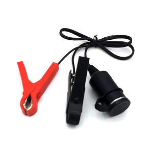 Auf Lager: 4-Wege 12V Mehrfachsteckdose Auto-Zigarettenanzünder mit Splitter - Product Image 1