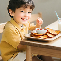 Premium natuurlijke gedroogde heerlijke zoete aardappelchips prijzen snack voor kinderfeestjes