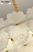 Lustre en verre à pétales moderne et luxueux, luminaire suspendu romantique pour salon et restaurant