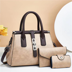 <span class=keywords><strong>Sacs</strong></span> à <span class=keywords><strong>main</strong></span> pour femmes de grande taille, nouvelle collection, modèle le plus récent, avec logo métallique de marque, prix bas, vente en gros - Product Image 4